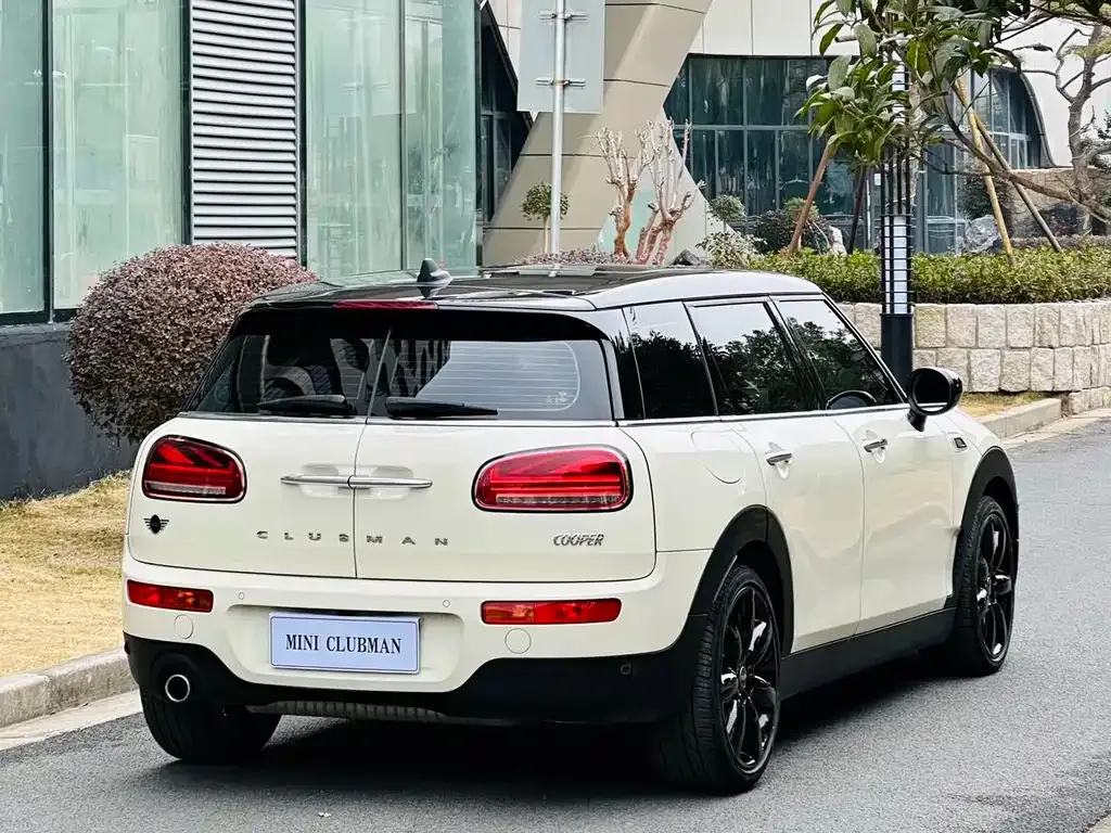 MINI Clubman — фото 4