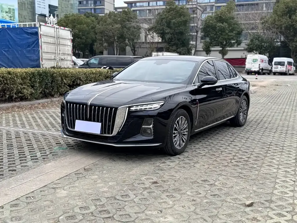 Hongqi H5 — фото 1