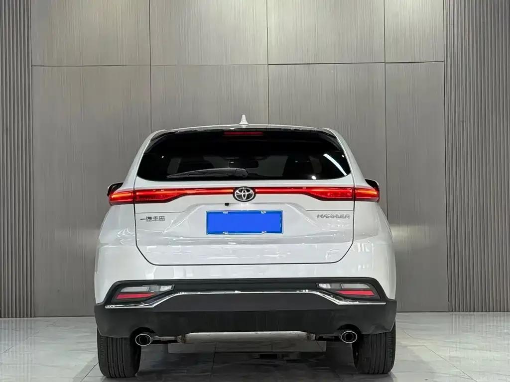 Toyota Harrier — фото 9