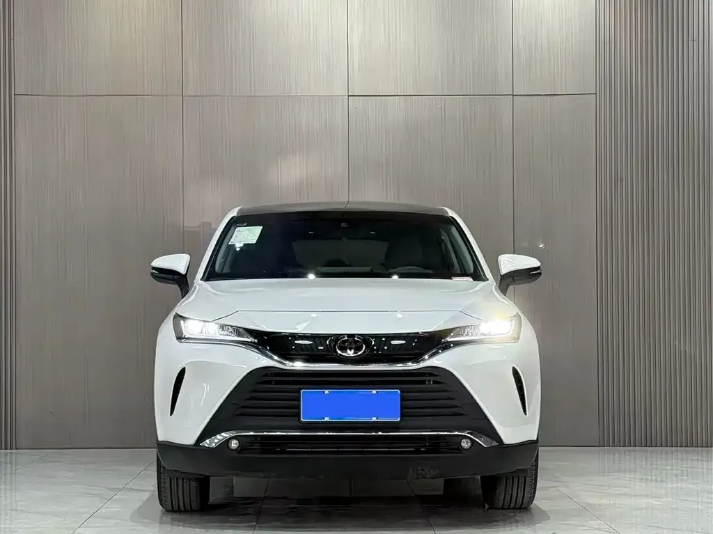 Toyota Harrier — фото 10