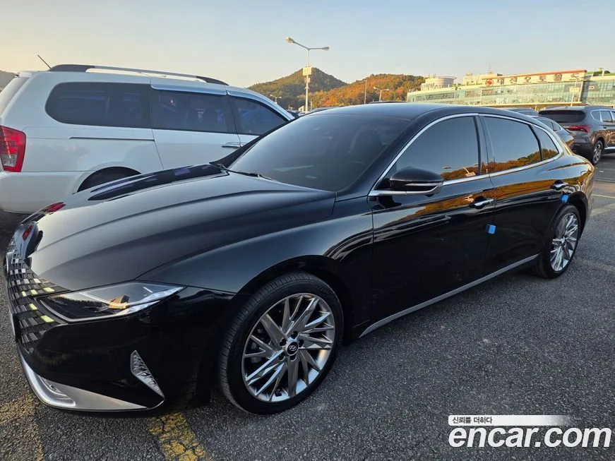 Hyundai Grandeur — фото 1