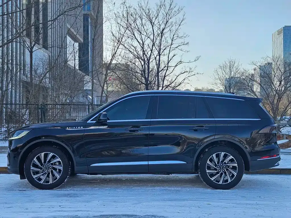 Lincoln Aviator — фото 6