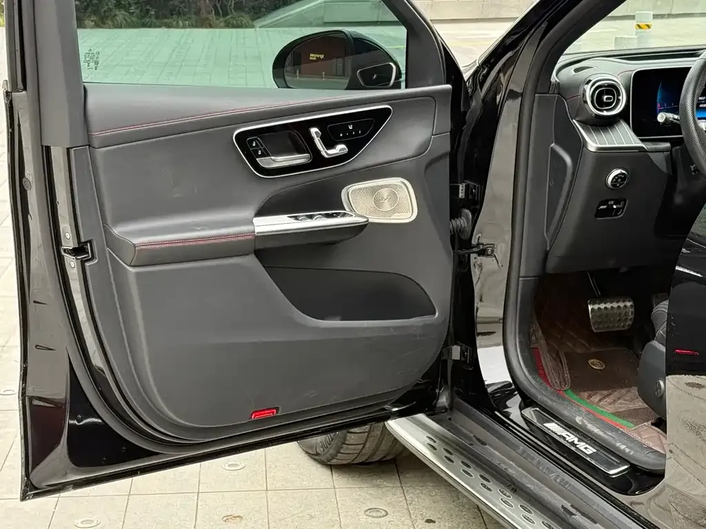 Mercedes-Benz GLC AMG — фото 10