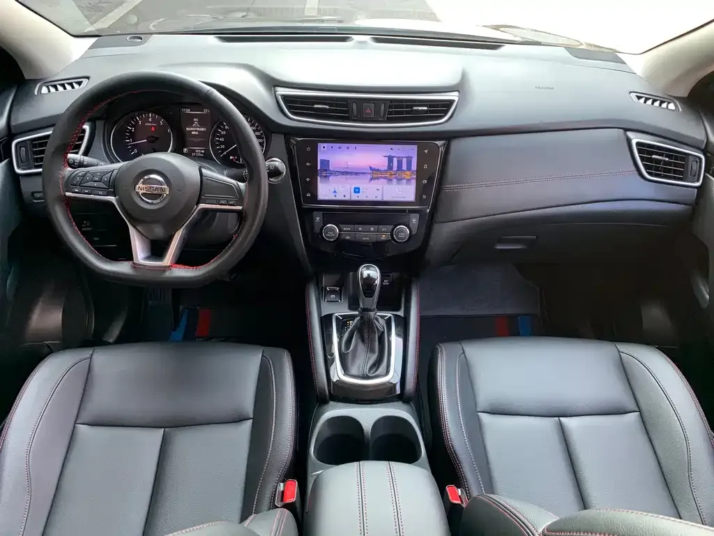 Nissan Qashqai — фото 2