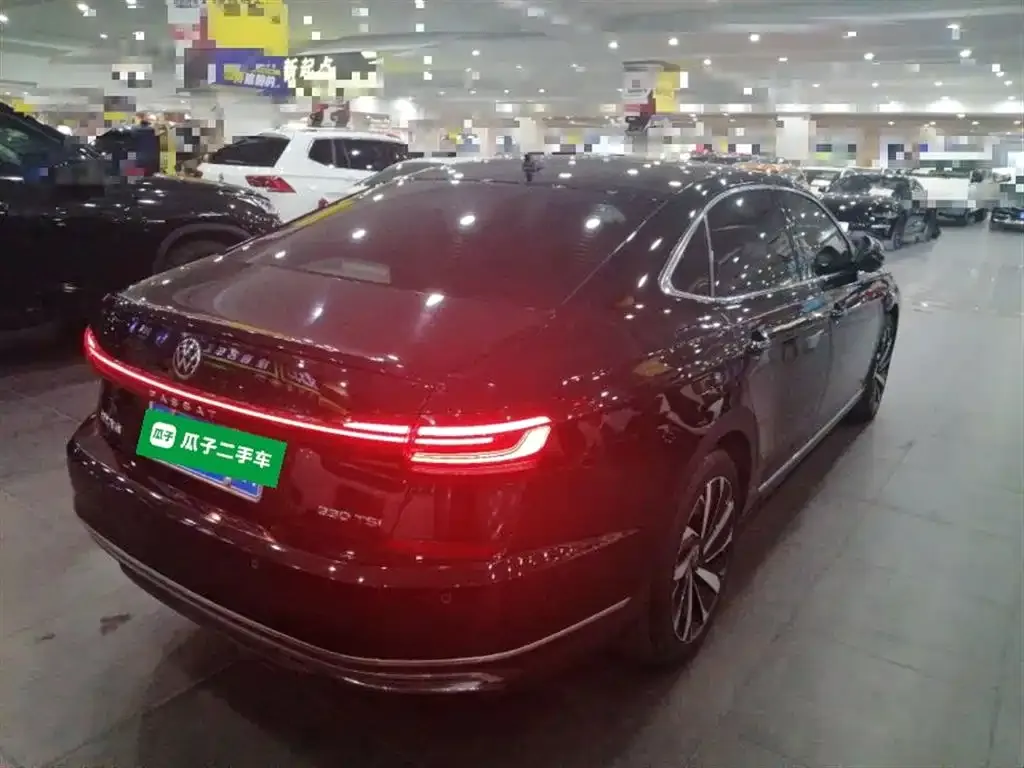 Volkswagen Passat — фото 6