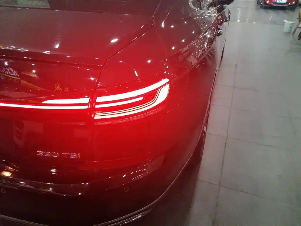 Volkswagen Passat — фото 5