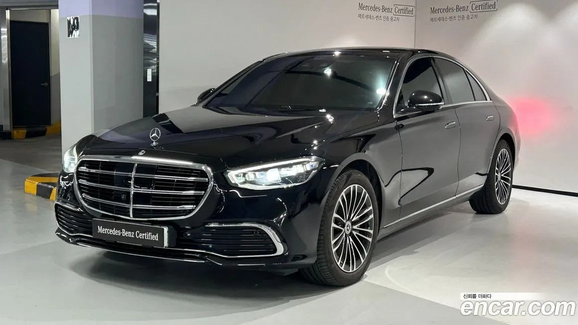 Mercedes-Benz S-Class — фото 1
