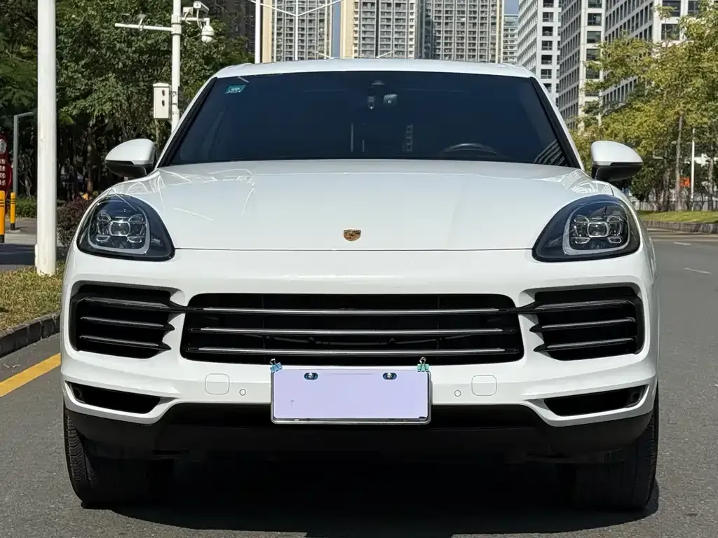 Porsche Cayenne — фото 2