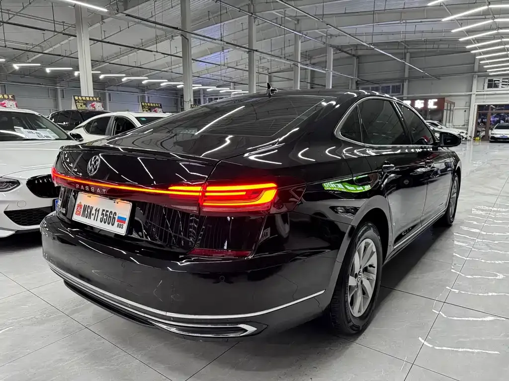 Volkswagen Passat — фото 2