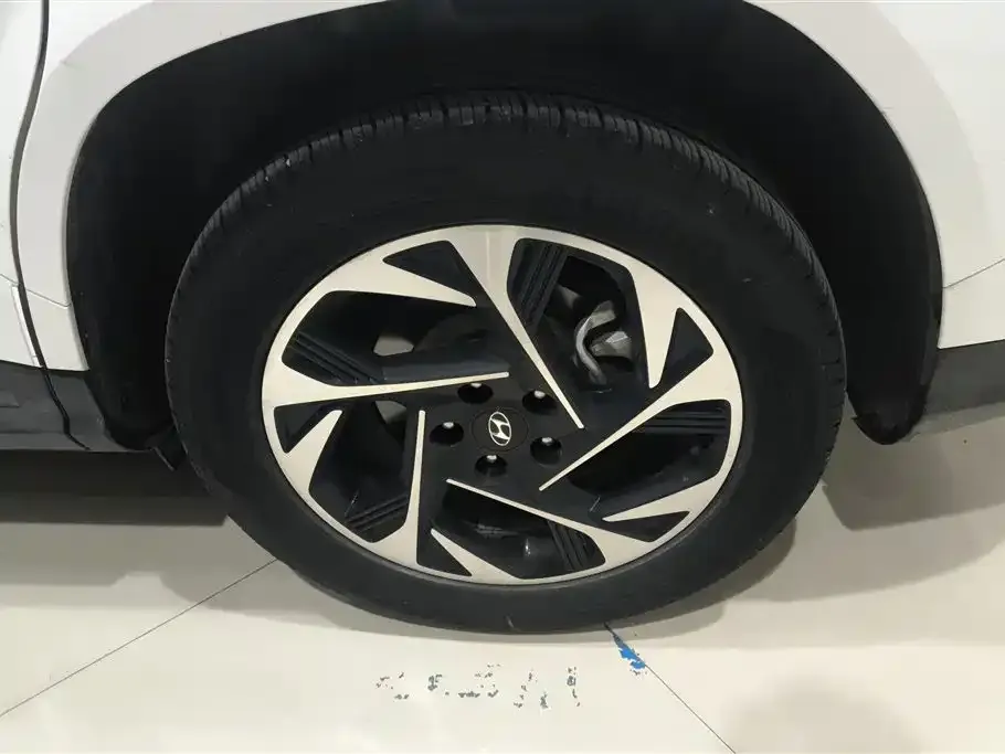 Hyundai Custo — фото 3