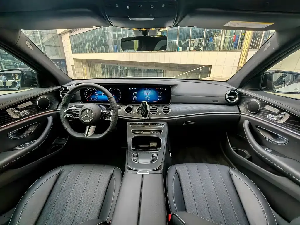 Mercedes-Benz E-Class (Import) — фото 10