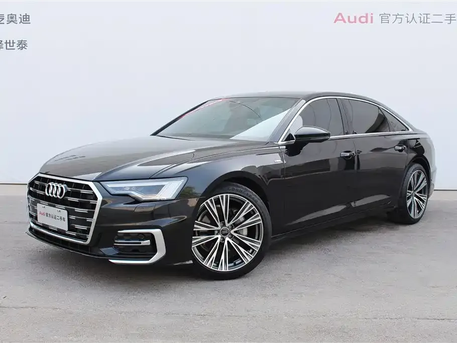 Audi A6L — фото 1