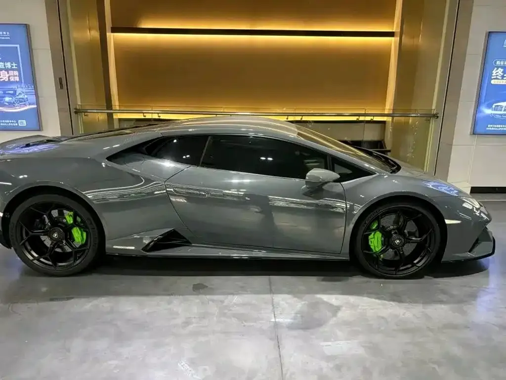 Lamborghini Huracan — фото 5
