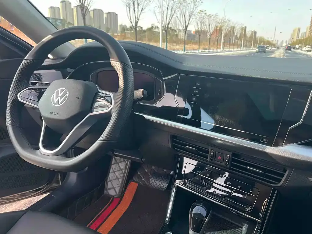 Volkswagen Passat — фото 10