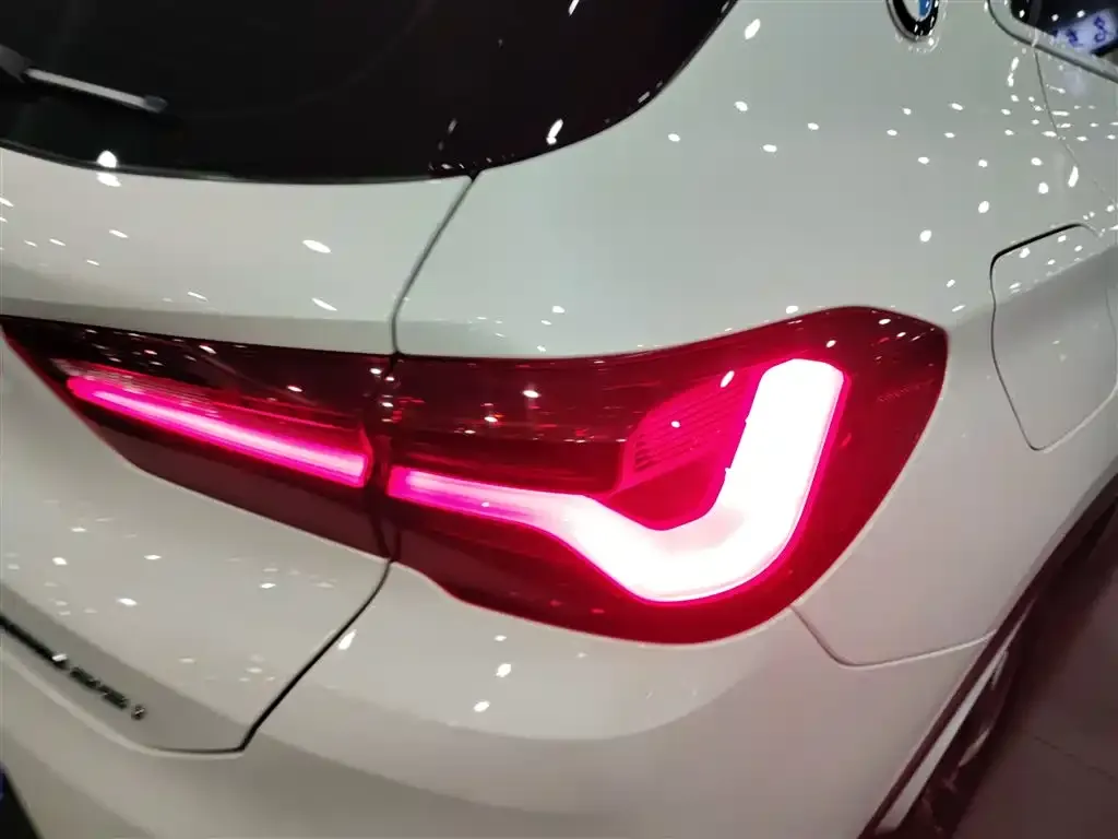 BMW X2 — фото 8