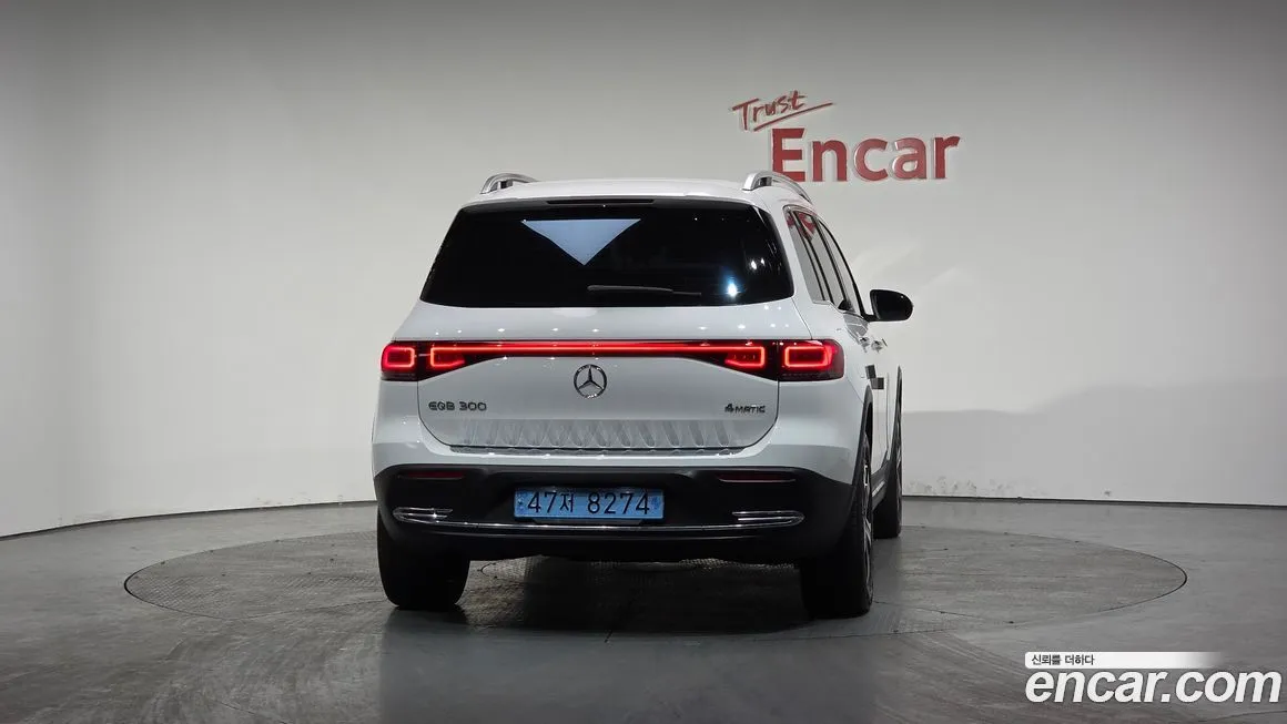 Mercedes-Benz EQB — фото 3