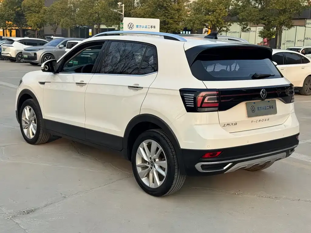 Volkswagen T-Cross — фото 9