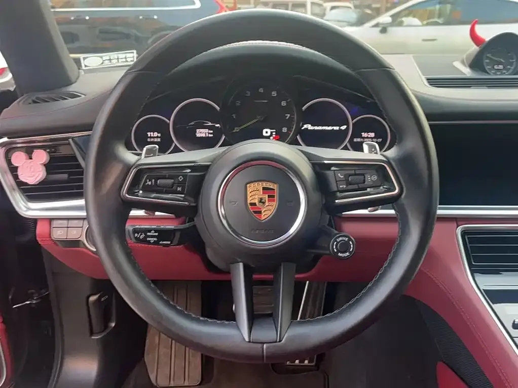 Porsche Panamera Hybrid — фото 2