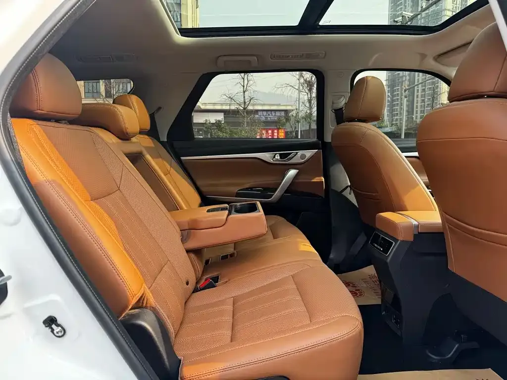 Changan CS95 — фото 3