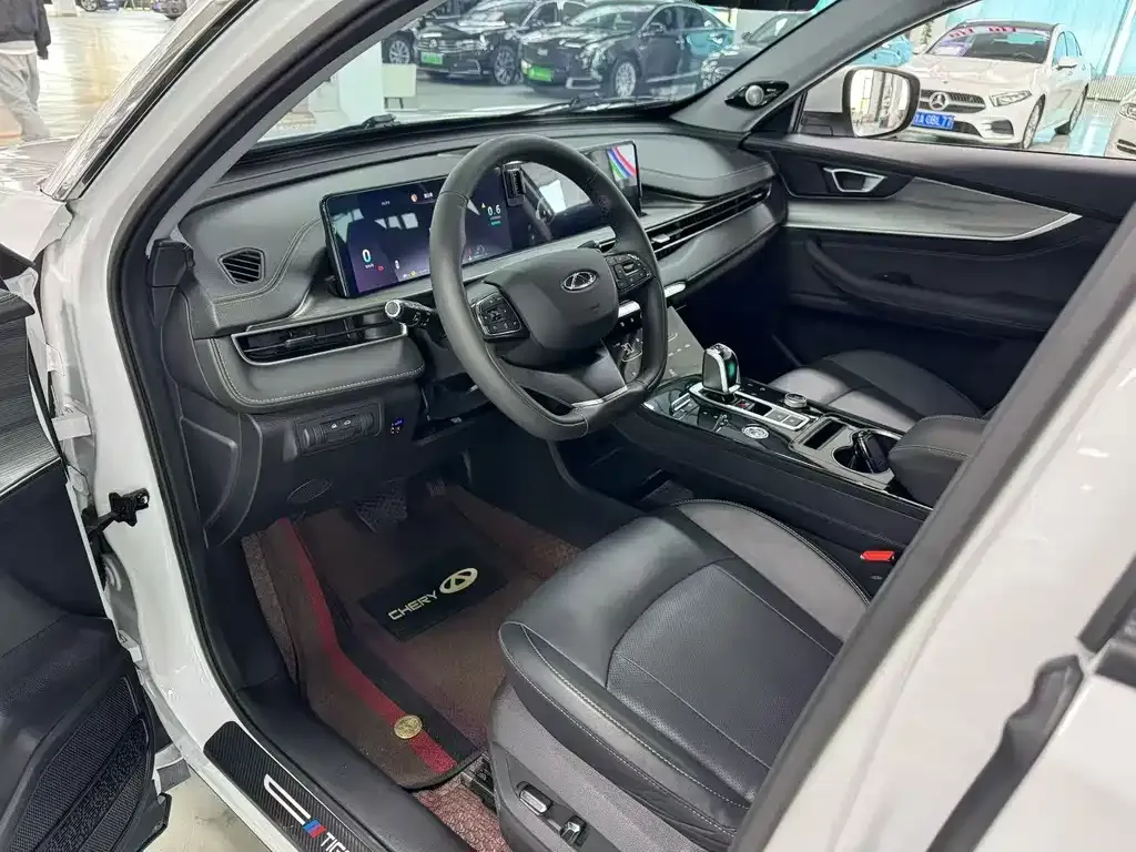 Chery Tiggo 8 PLUS — фото 7