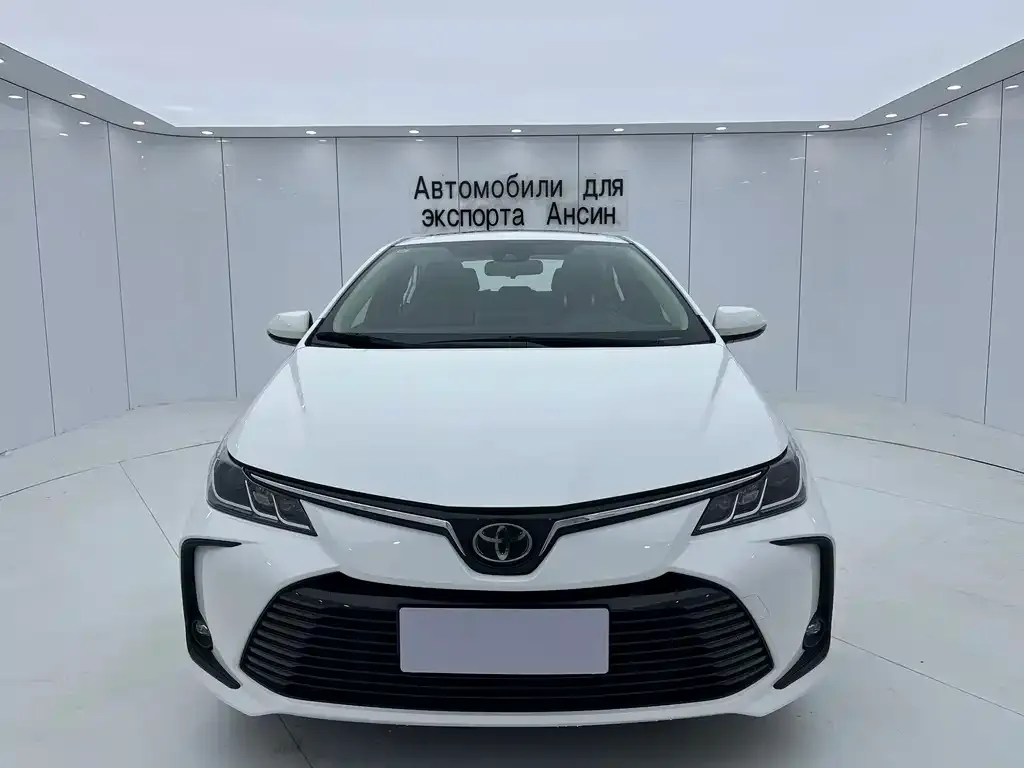 Toyota Corolla — фото 2