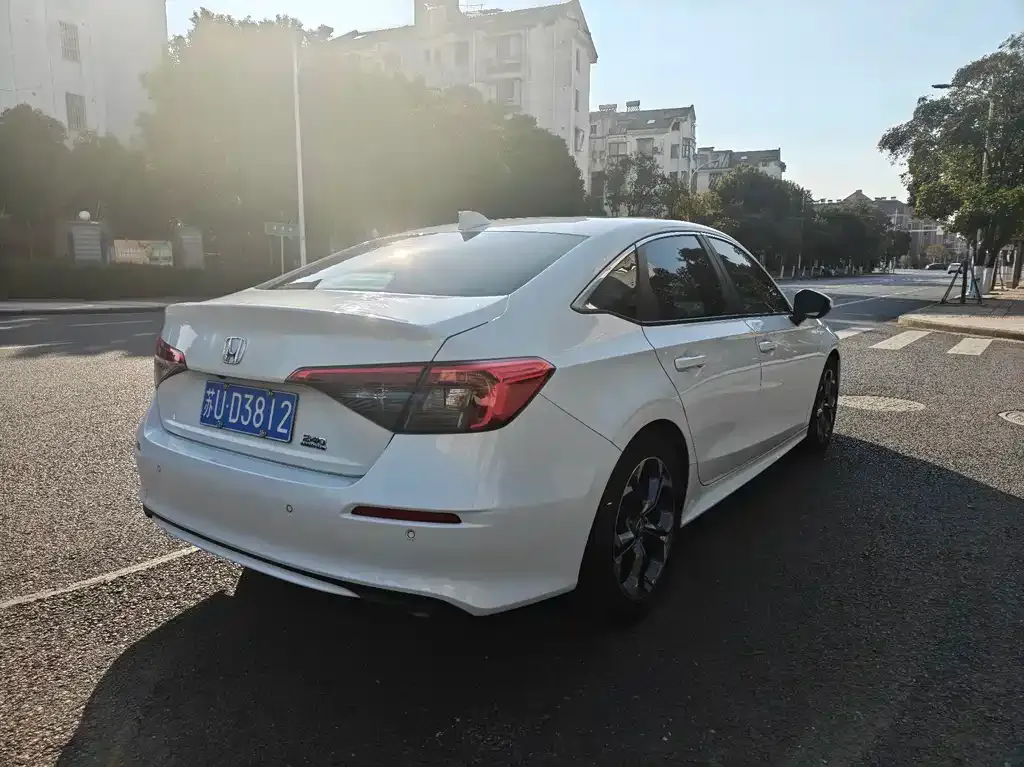 Honda Civic — фото 4