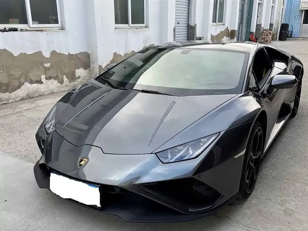 Lamborghini Huracan — фото 1