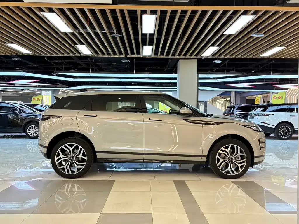 Land Rover Evoque — фото 2