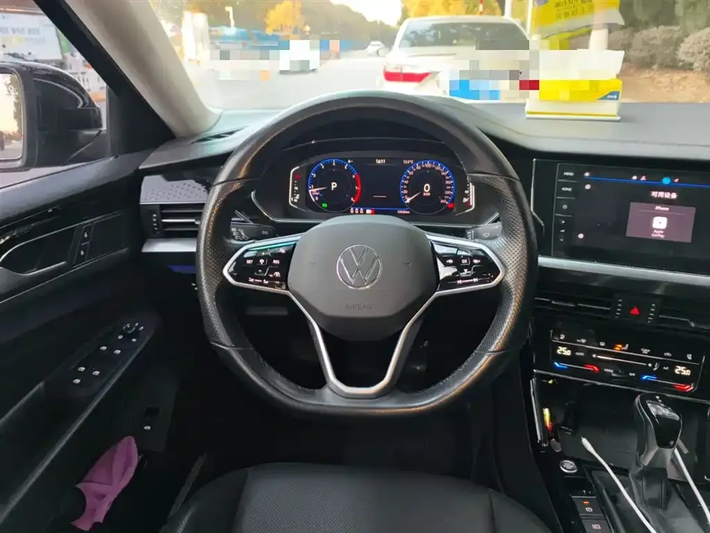 Volkswagen Passat — фото 9
