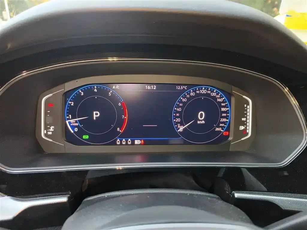 Volkswagen Passat — фото 6