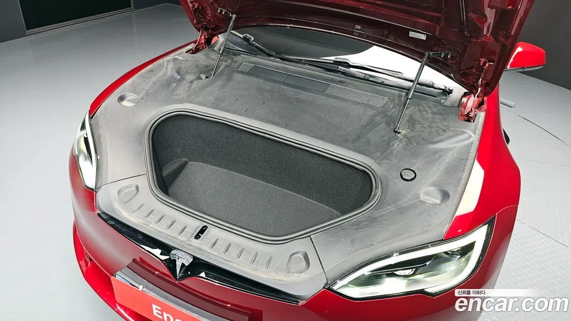Tesla Model S — фото 6