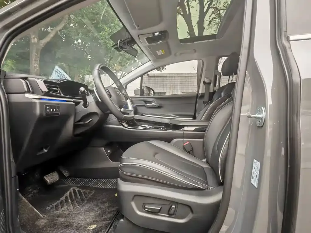 Hyundai Custo — фото 4