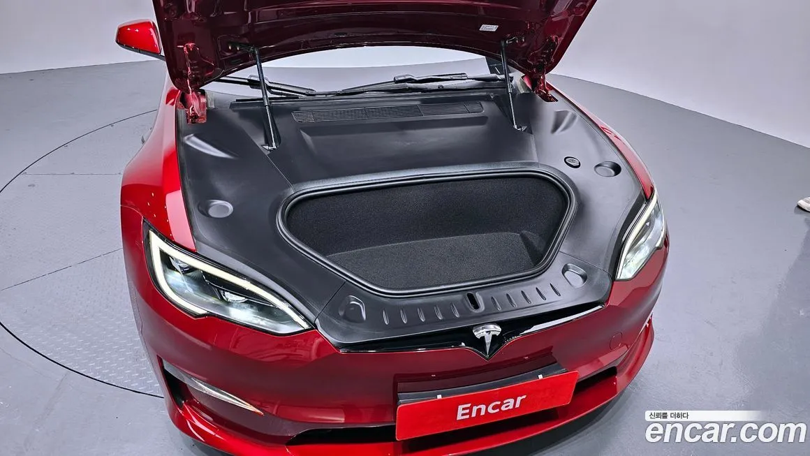 Tesla Model S — фото 6