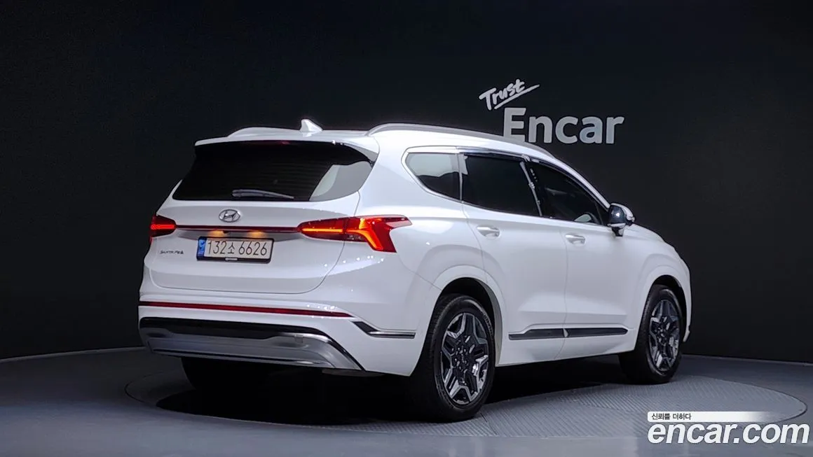 Hyundai Santafe — фото 2