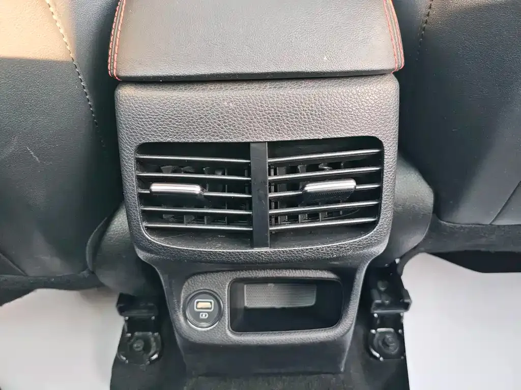 Kia KX3 — фото 10