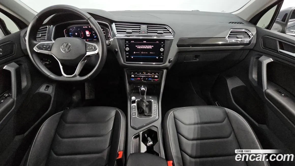 Volkswagen Tiguan — фото 6
