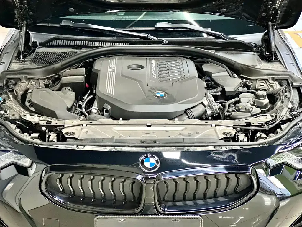 BMW M240i — фото 10