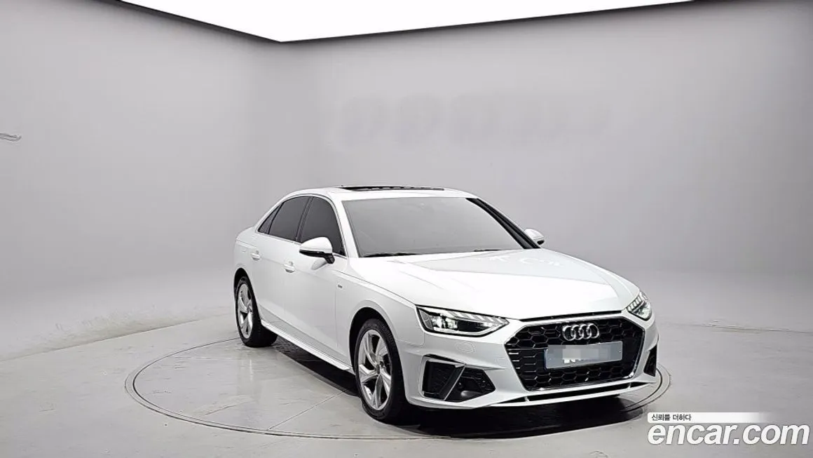 Audi A4 — фото 6