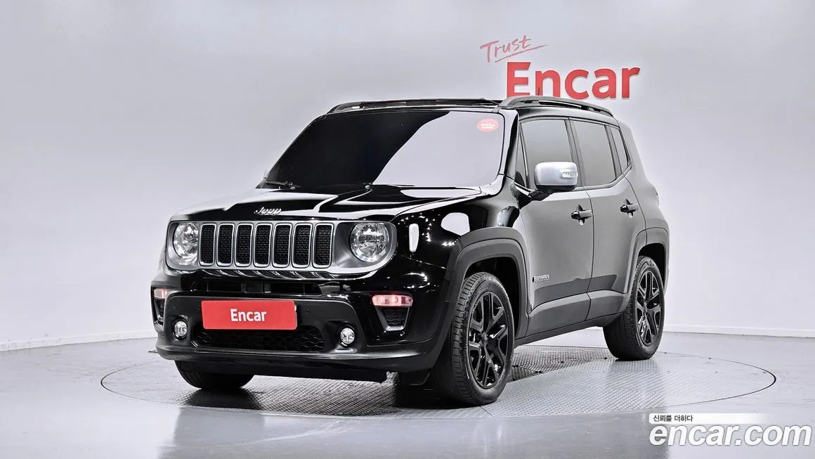 Jeep Renegade — фото 1