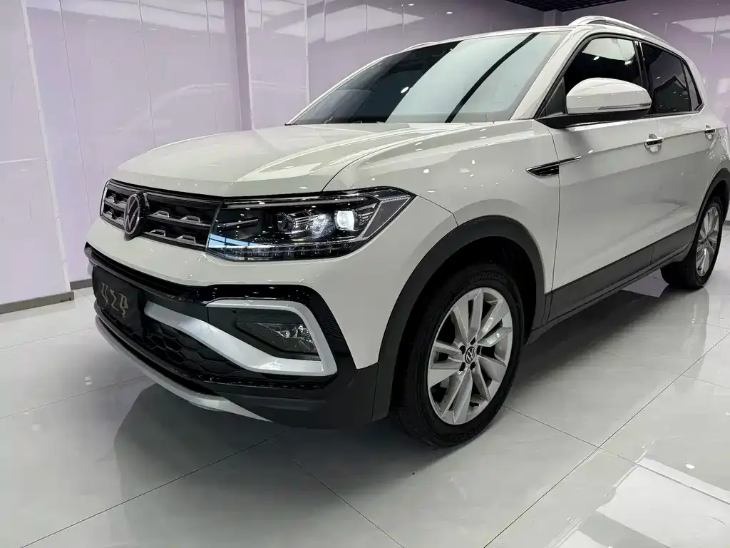 Volkswagen T-Cross — фото 1