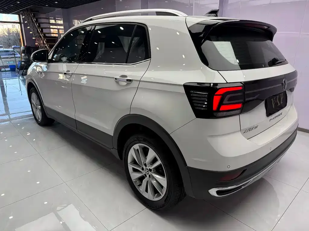 Volkswagen T-Cross — фото 3