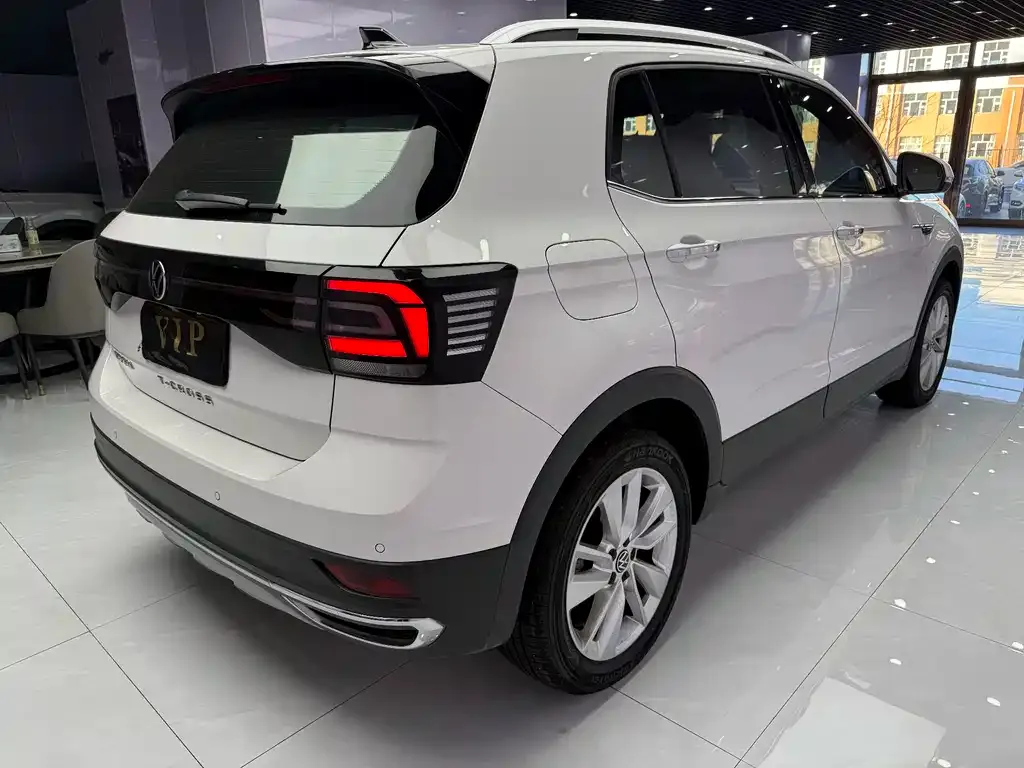 Volkswagen T-Cross — фото 5