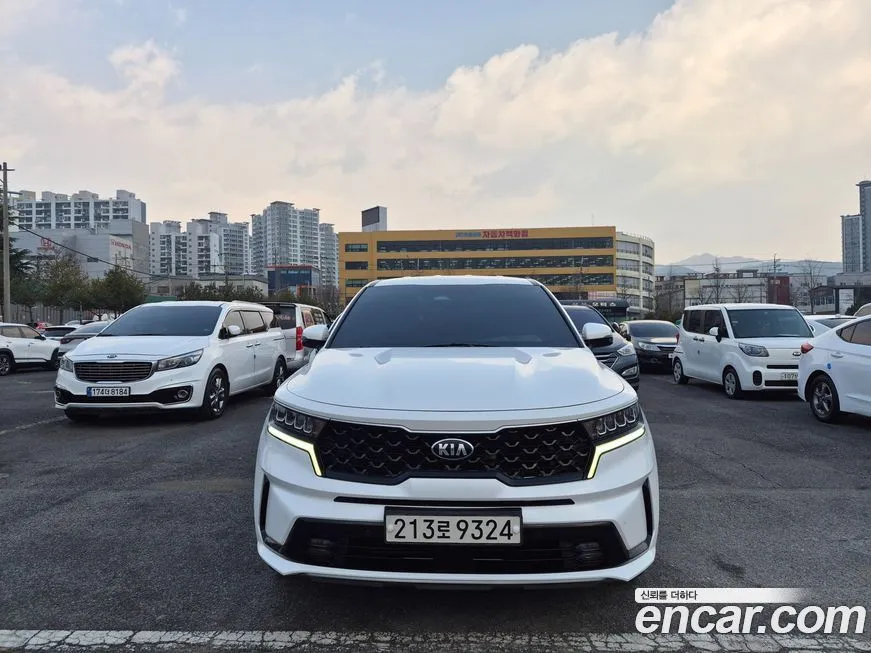 Kia Sorento — фото 10