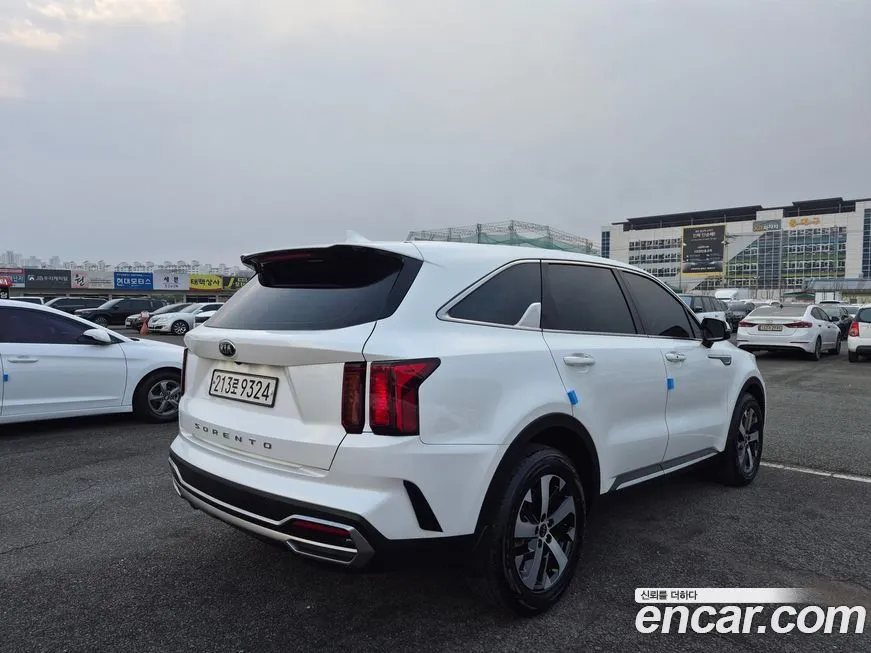 Kia Sorento — фото 5