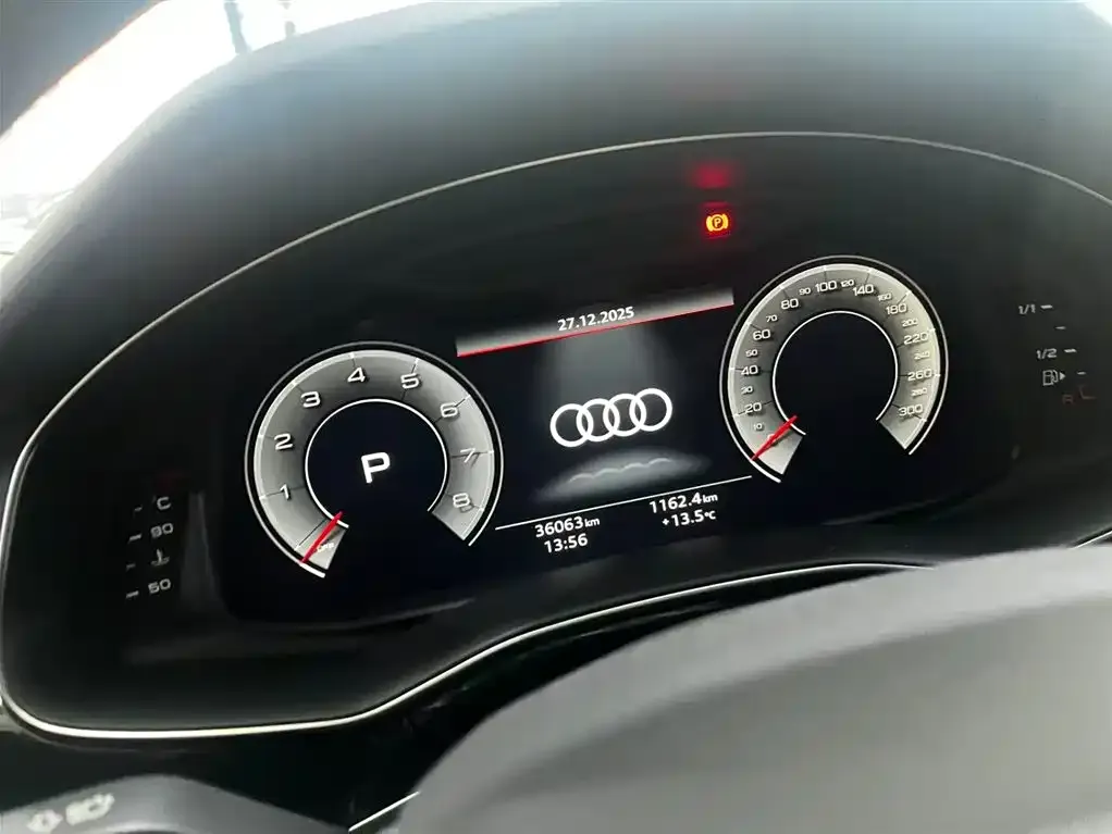 Audi Q7 — фото 2