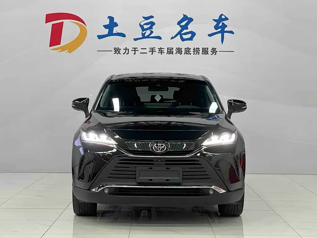 Toyota Harrier — фото 2