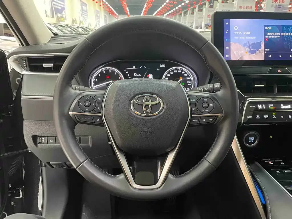 Toyota Harrier — фото 5