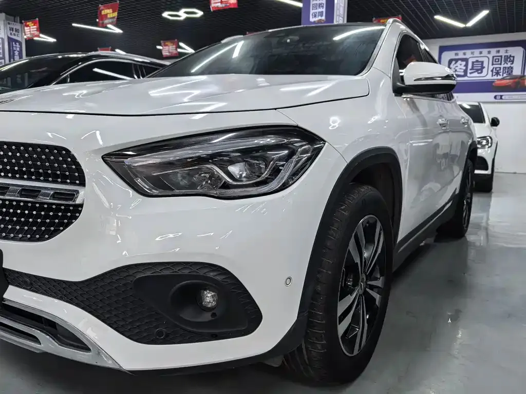 Mercedes-Benz GLA — фото 5