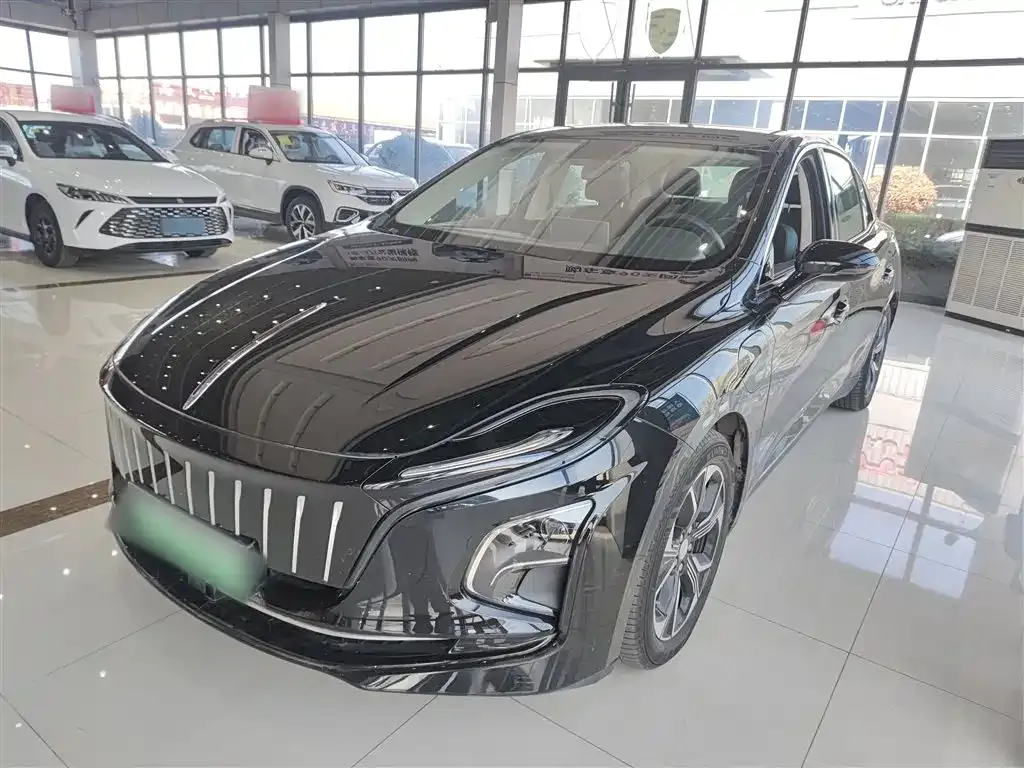 Hongqi E-QM5 — фото 1
