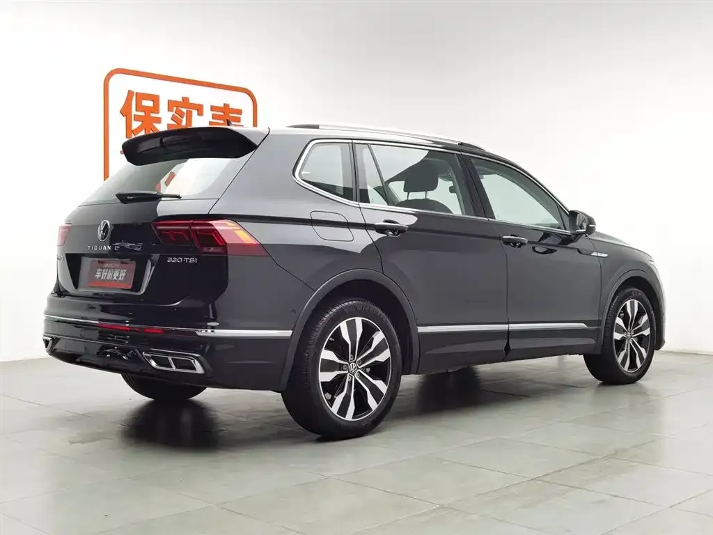 Volkswagen Tiguan L — фото 2
